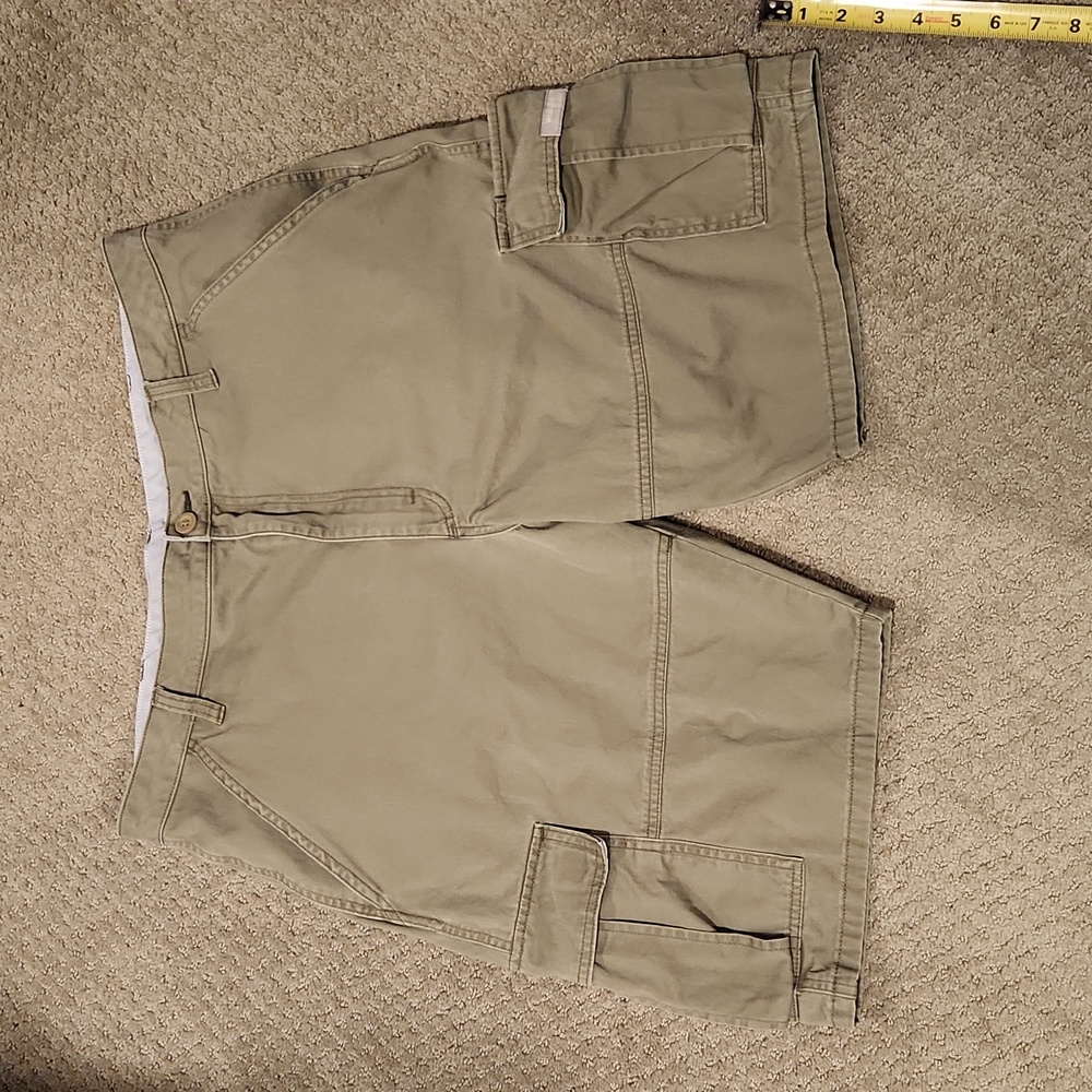 Wrangler Cargo shorts 36?